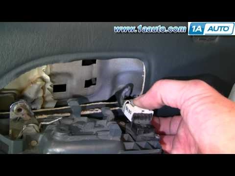 Как снять задние внутренние дверные ручки на Honda Accord 94-97